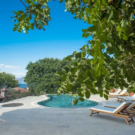 Kemer, Florya Nyaraló *